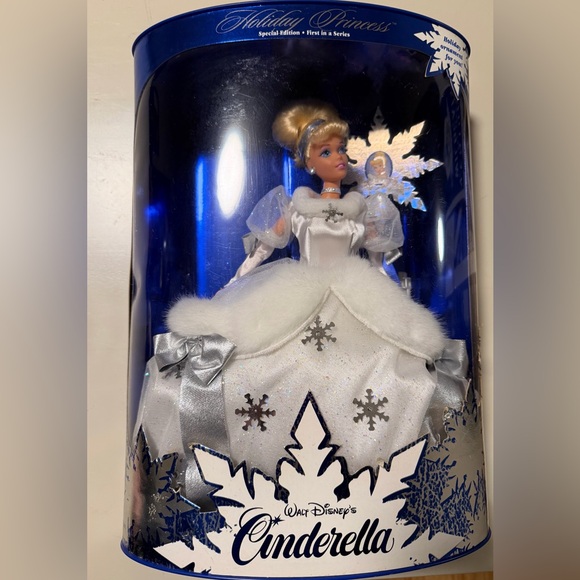 Barbie Other - Disney Holiday Princess Cinderella Barbie